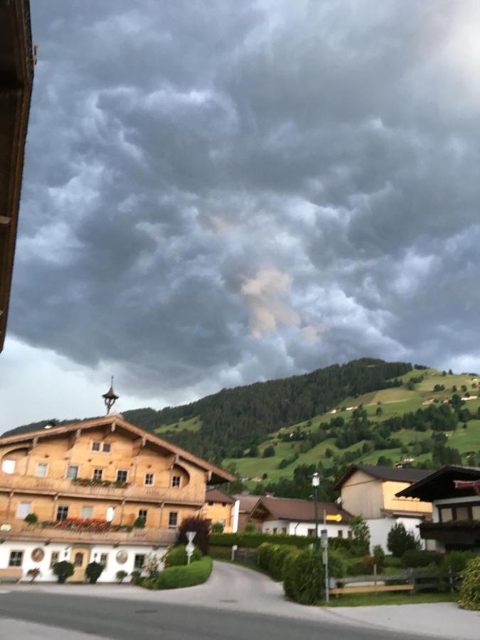 Pension Rosenhof Brixen im Thale Luaran gambar