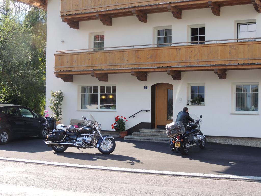 Pension Rosenhof Brixen im Thale Luaran gambar
